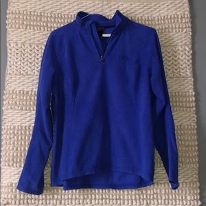 Super pretty NORTH FACE shirt